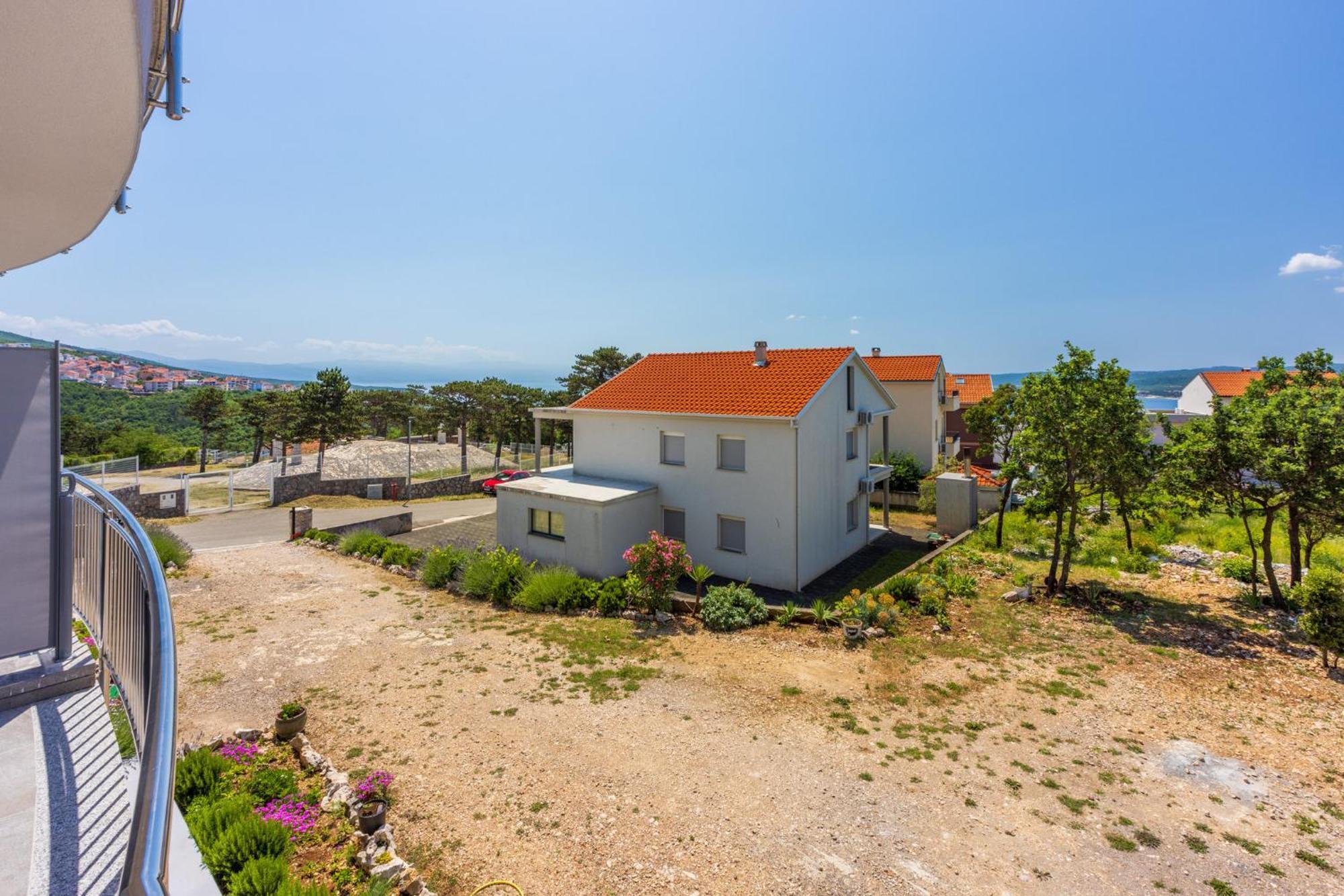 Apartments Sunshine E Crikvenica Bagian luar foto