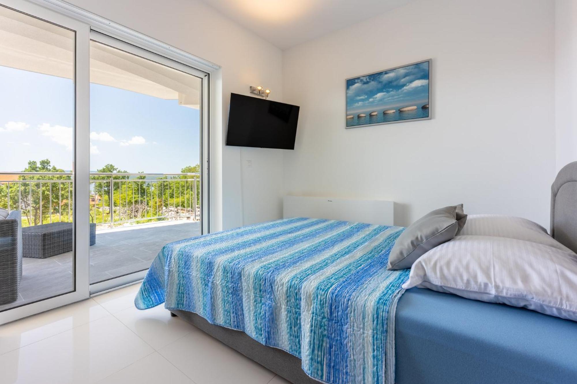 Apartments Sunshine E Crikvenica Bagian luar foto