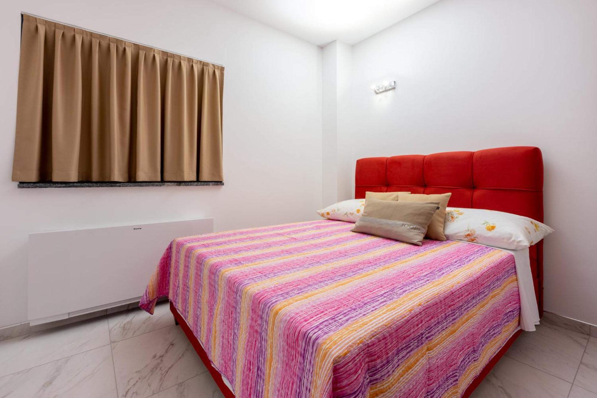 Apartments Sunshine E Crikvenica Bagian luar foto